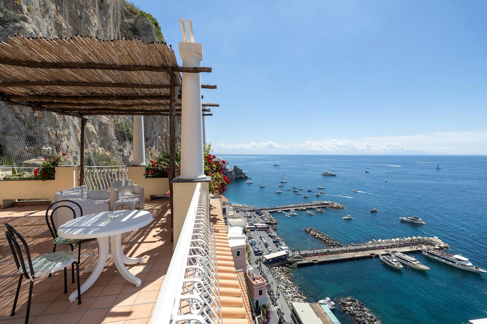 Apartments Amalfi Design Sea View Accessible By 250 Steps Extérieur photo