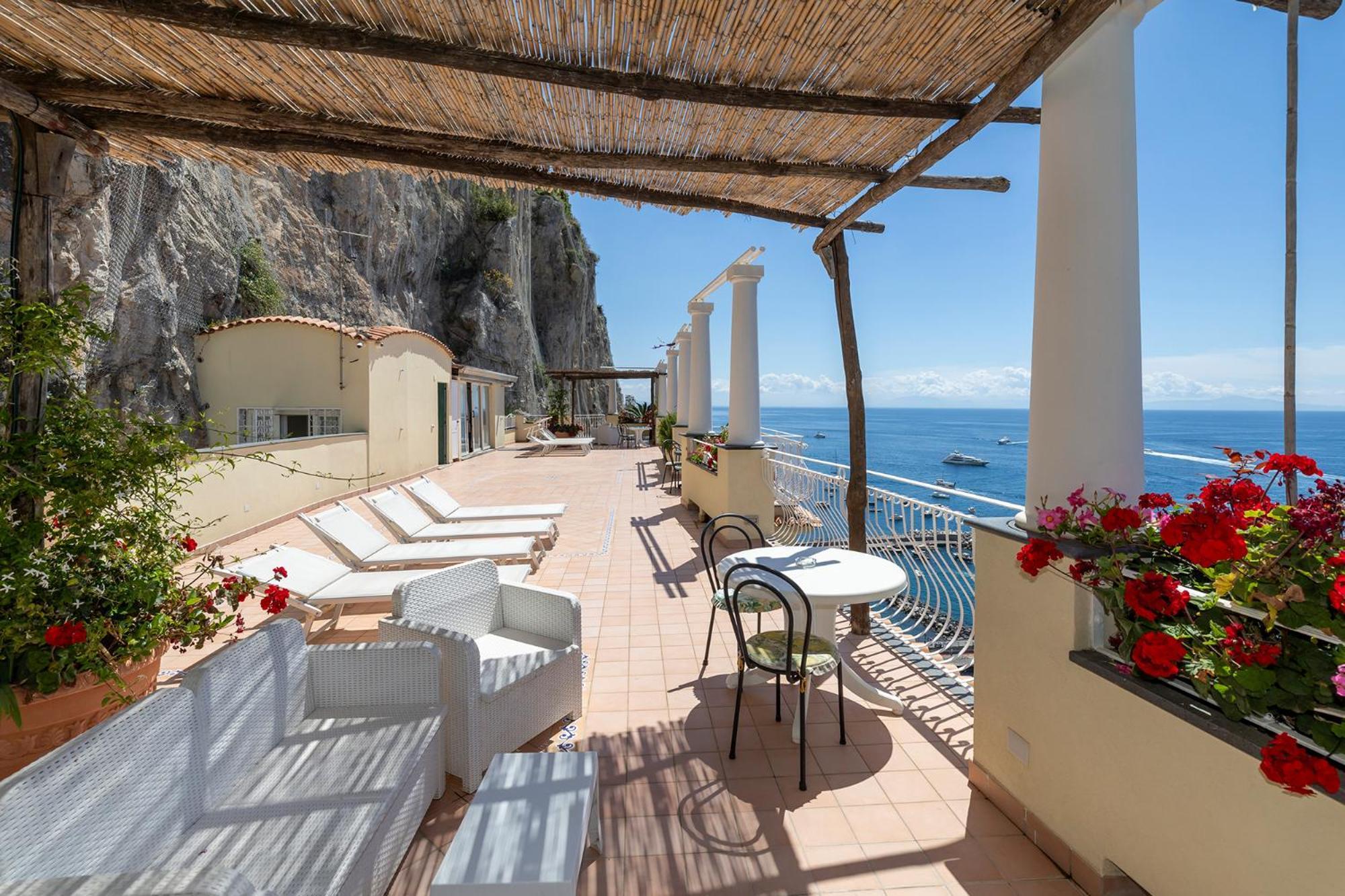 Apartments Amalfi Design Sea View Accessible By 250 Steps Extérieur photo